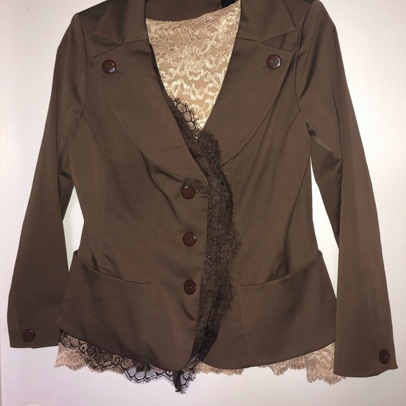 Vintage two piece brown skirt suit that can transition from corporate to dressy. - Picture 2 of 16